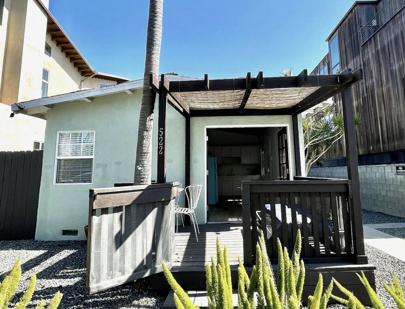 522 Broadway St. in Venice represented by LA Creative Realty